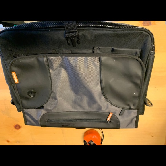 Microsoft laptop bag - Picture 9 of 11